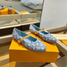 Louis Vuitton Flat Shoes